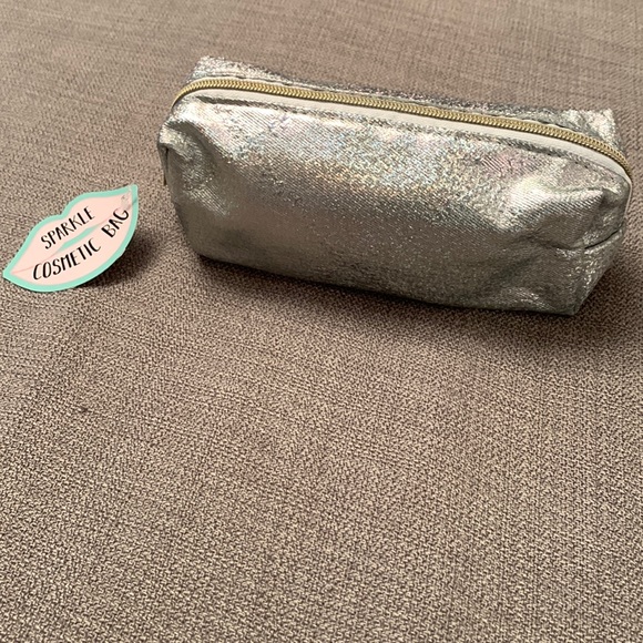 NWT Iridescent Sparkle Cosmetic Bag Zipper Bag - Picture 1 of 13